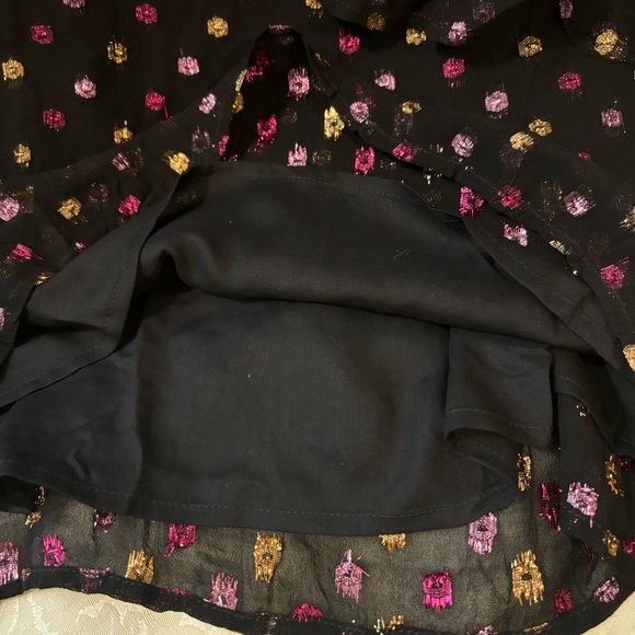 NWT Loft Shimmer Clip Ruffle Crossover Shell, Loft Large - Picture 7 of 13